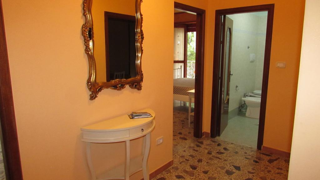 Villa Claudianna Bed & Bike Paestum Kültér fotó